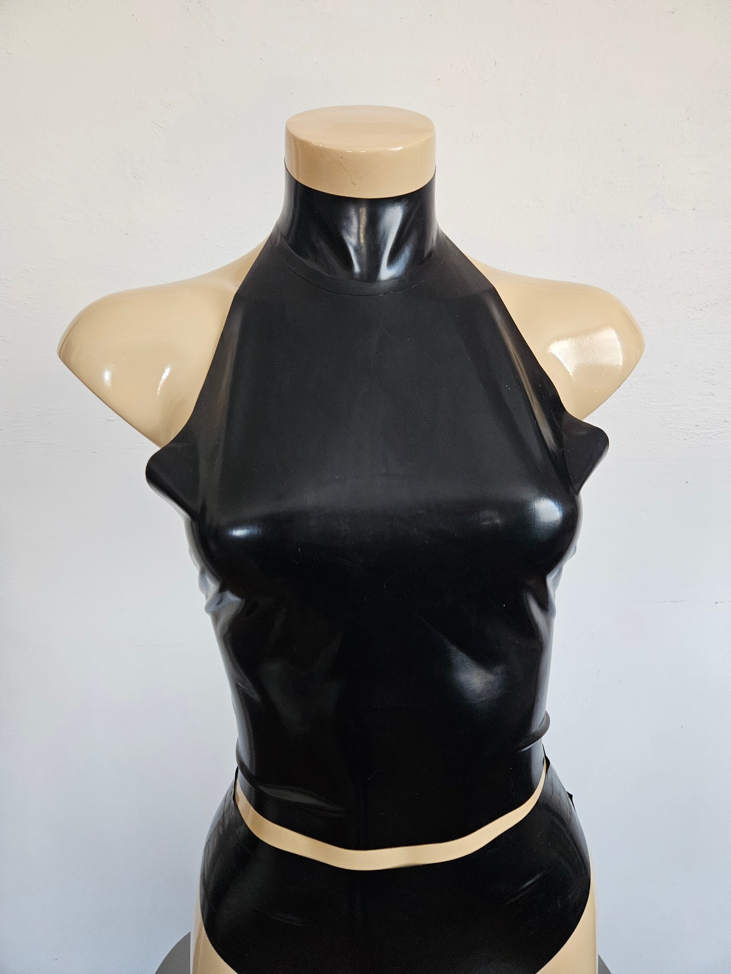 Body de látex aliado