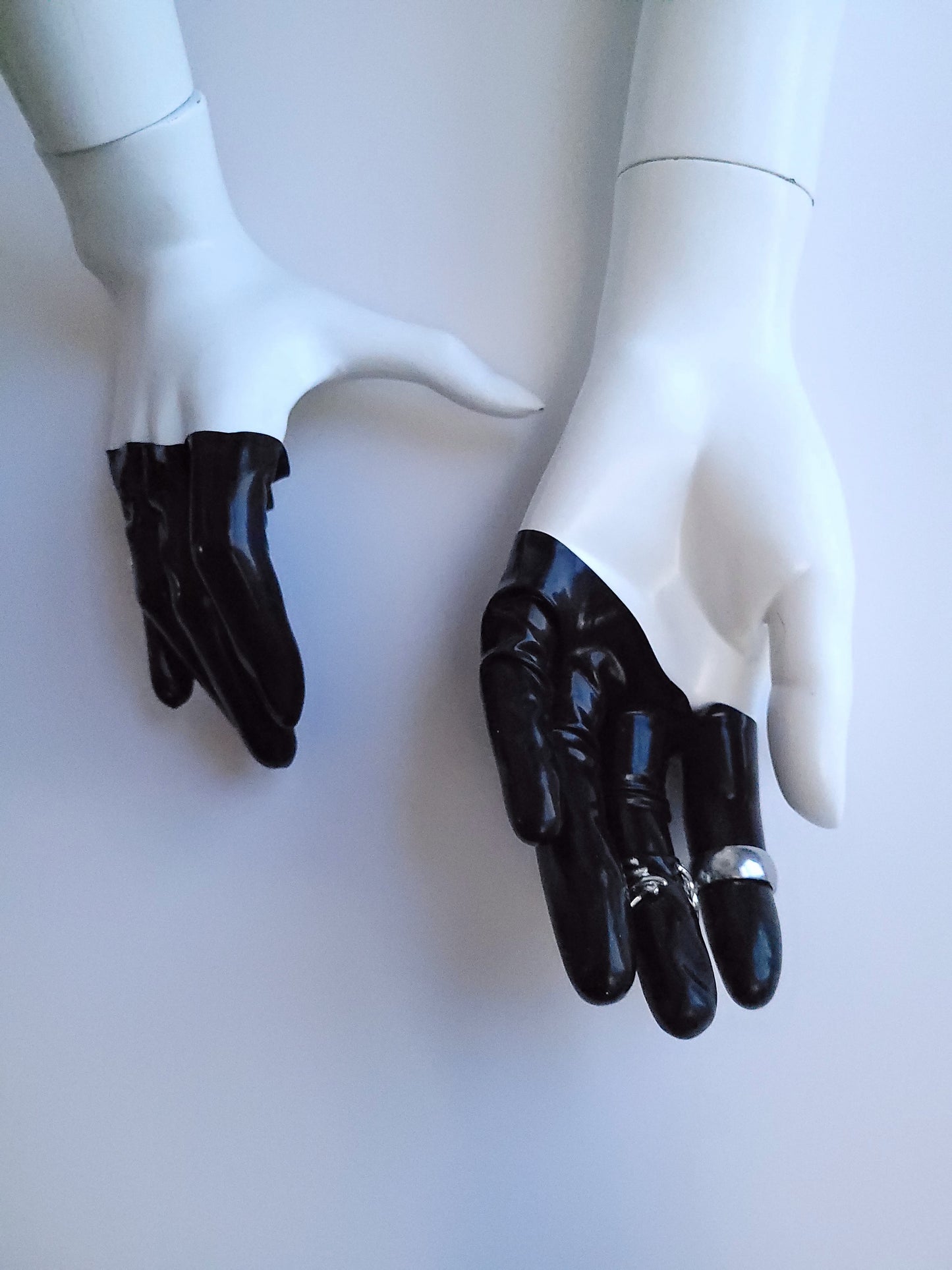 Fingers Gloves