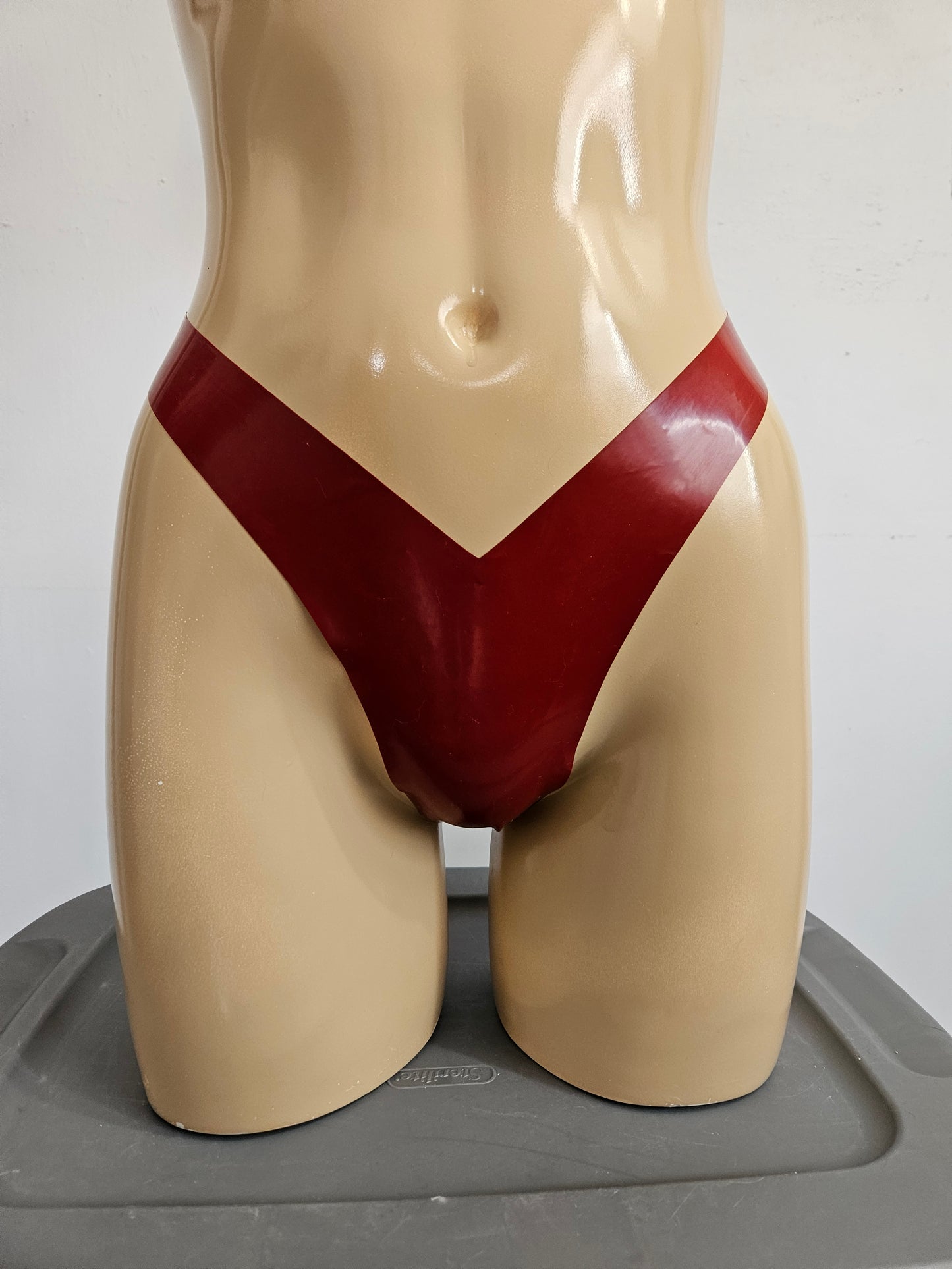 Sample - Reversible Black & Red Thong - S, M