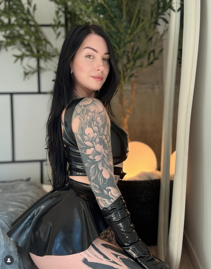Latex Classic Peplum Belt