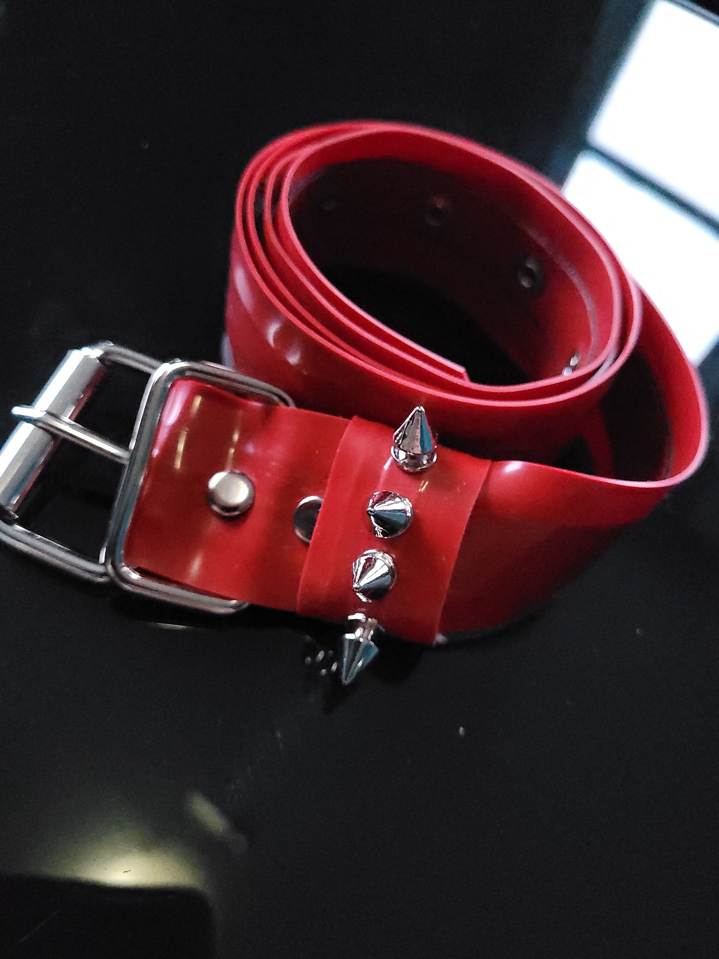 Classic Latex Belt