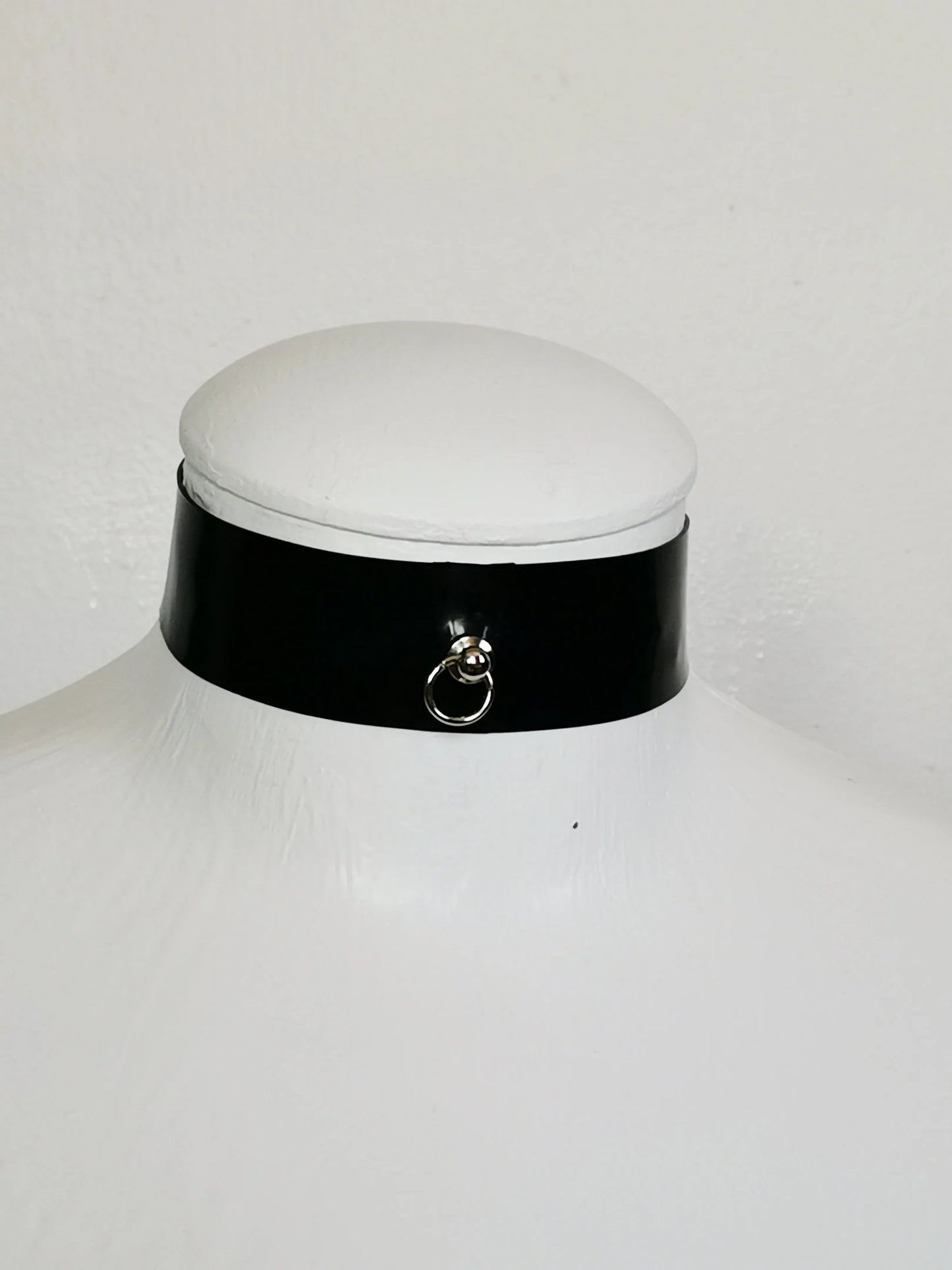 Latex Choker - Oring