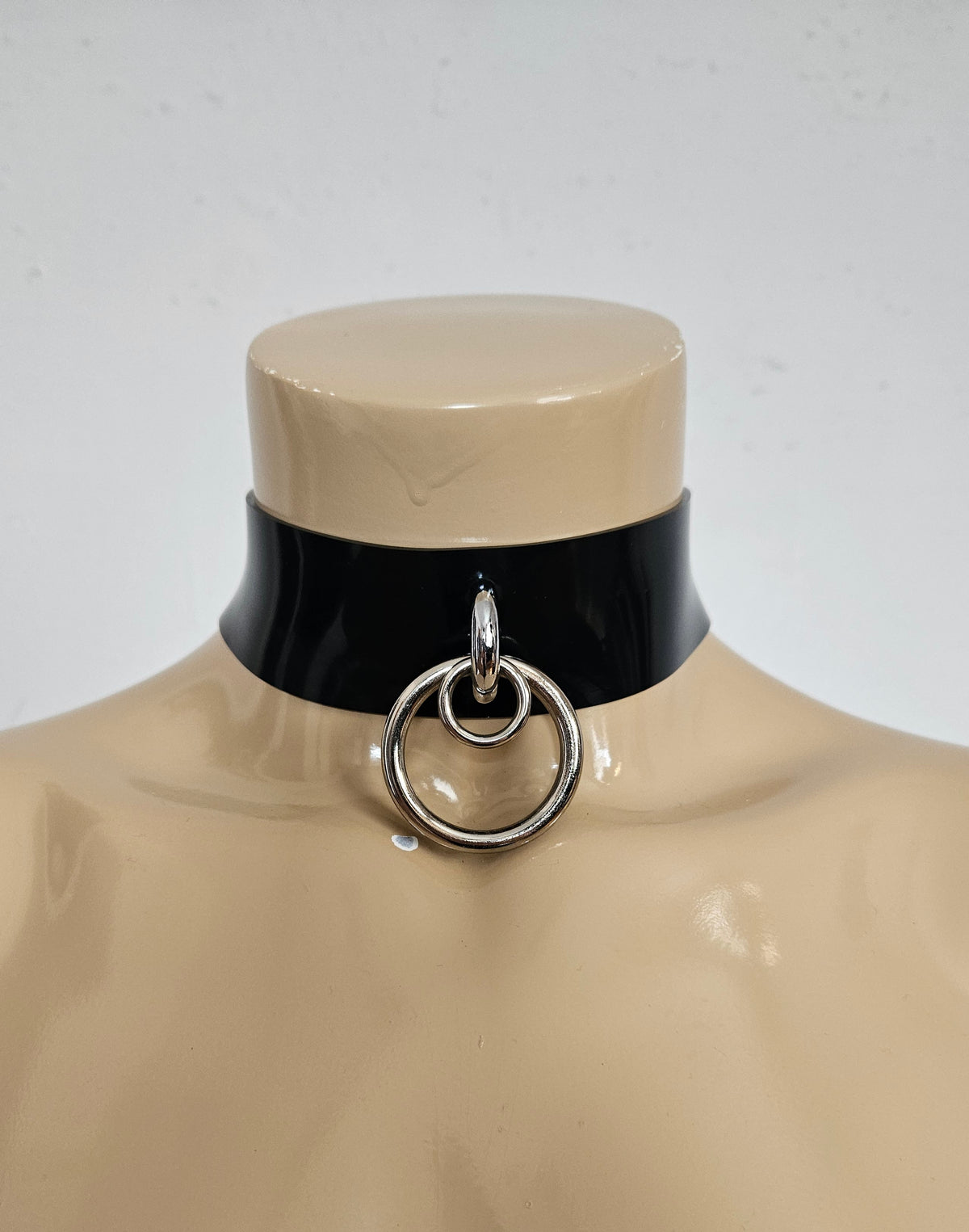 latex choker -orings — handcrafted latex latex accessories by TOX Latex, made to order in Canada, designed as a statement piece for eveningwear and high-fashion